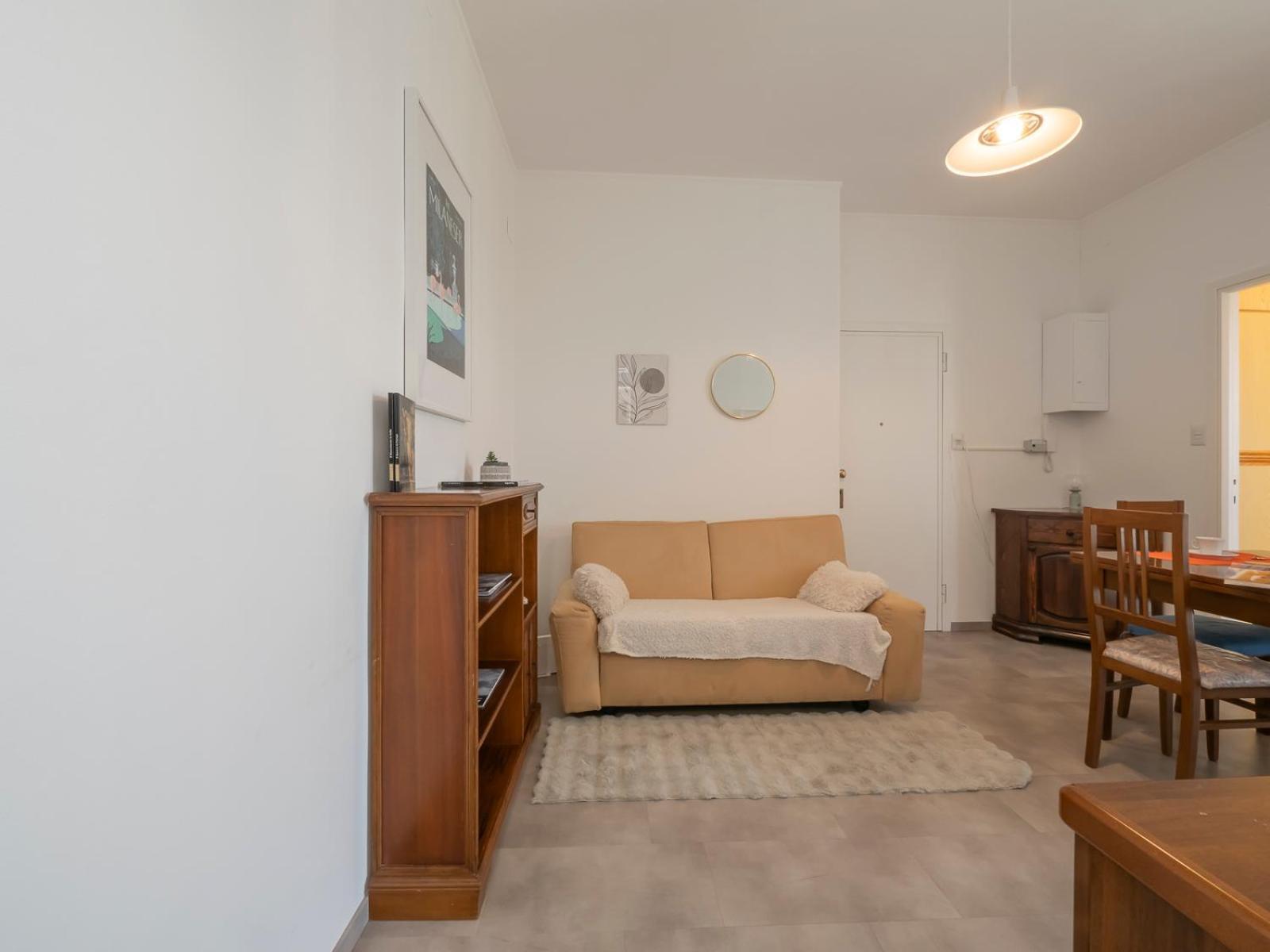 Xenia Apartments - Newly Renovated Apartment Милано Екстериор снимка